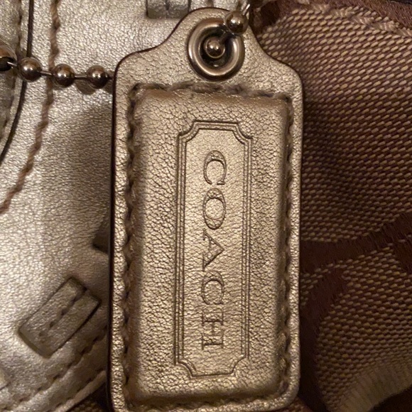 Coach purse - Picture 2 of 12